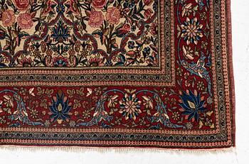 An antique Mobarkeh Esfahan rug, c. 217 x 142 cm.