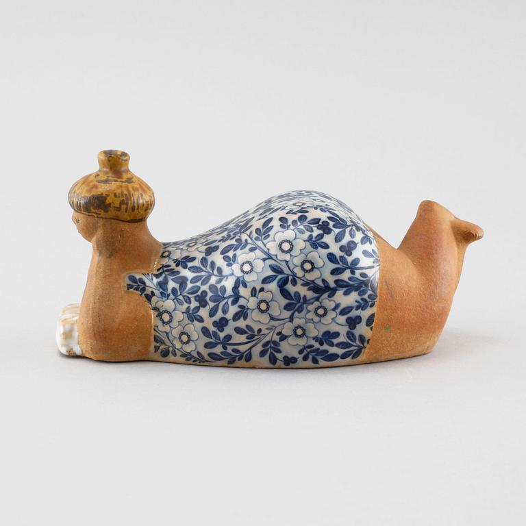 FIGUR, stengods, "Beata", Lisa Larson, Gustavsberg, 1900-talets andra hälft.