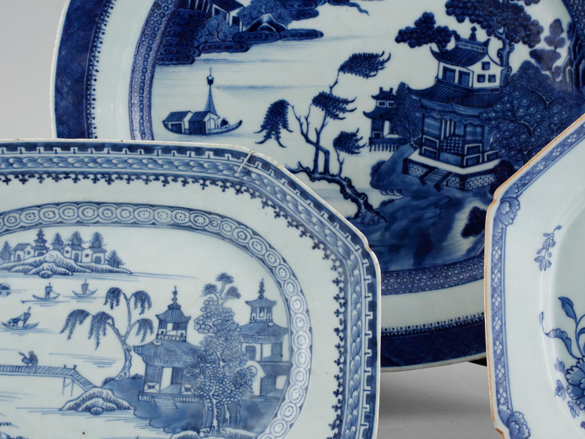 Three porcelain chinese serving dishes from the 18th and 19th century.