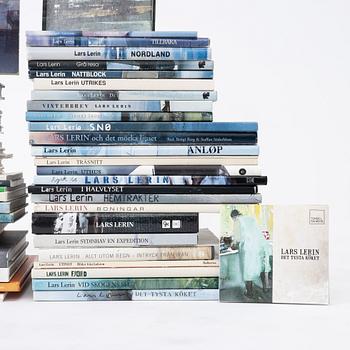 Lars Lerin, a collection of 76 books, of which four with signature and dedication from the author.