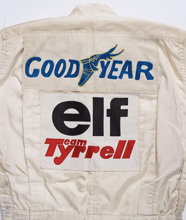 Ronnie Petersons raceroverall från 1977.