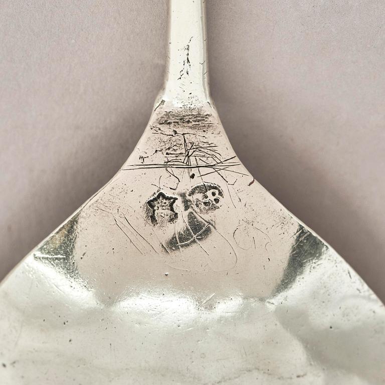 Jöran Hieronymi Bernegau, sked, silver, Norrköping (verksam 1648-1679). Barock.