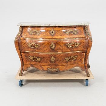 Cabinet Rococo, mid-18th century.