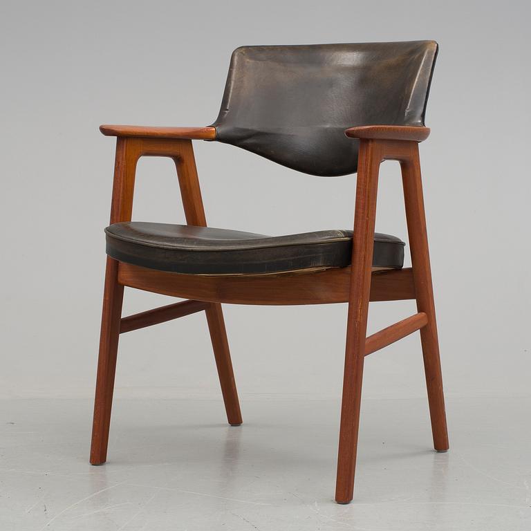 KARMSTOL, Eric Kirkegaard, Høng stolefabrik, Danmark, 1900-talets mitt.