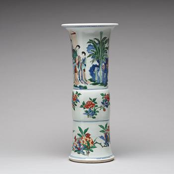 A Transitional wucai Gu-shaped beaker vase, 17th Century.