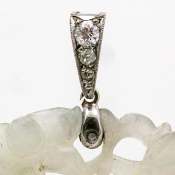 Pendant 18k whitegold, jadeite and brilliant-cut diamonds, height approx 6 cm.