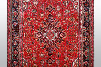 Matta, Täbris, ca 296 x 196 cm.