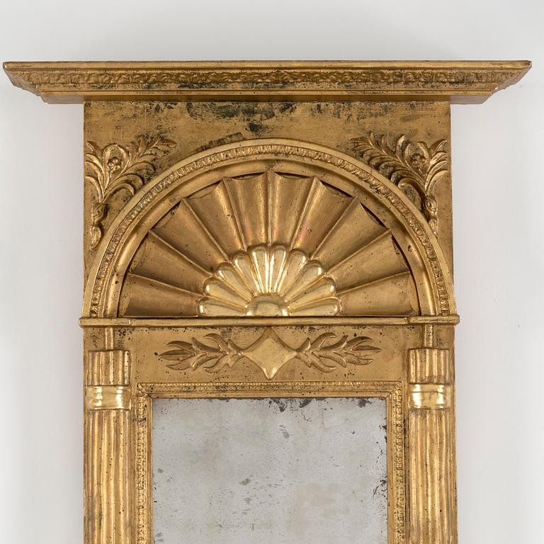 A first half of the 19th century mirror.