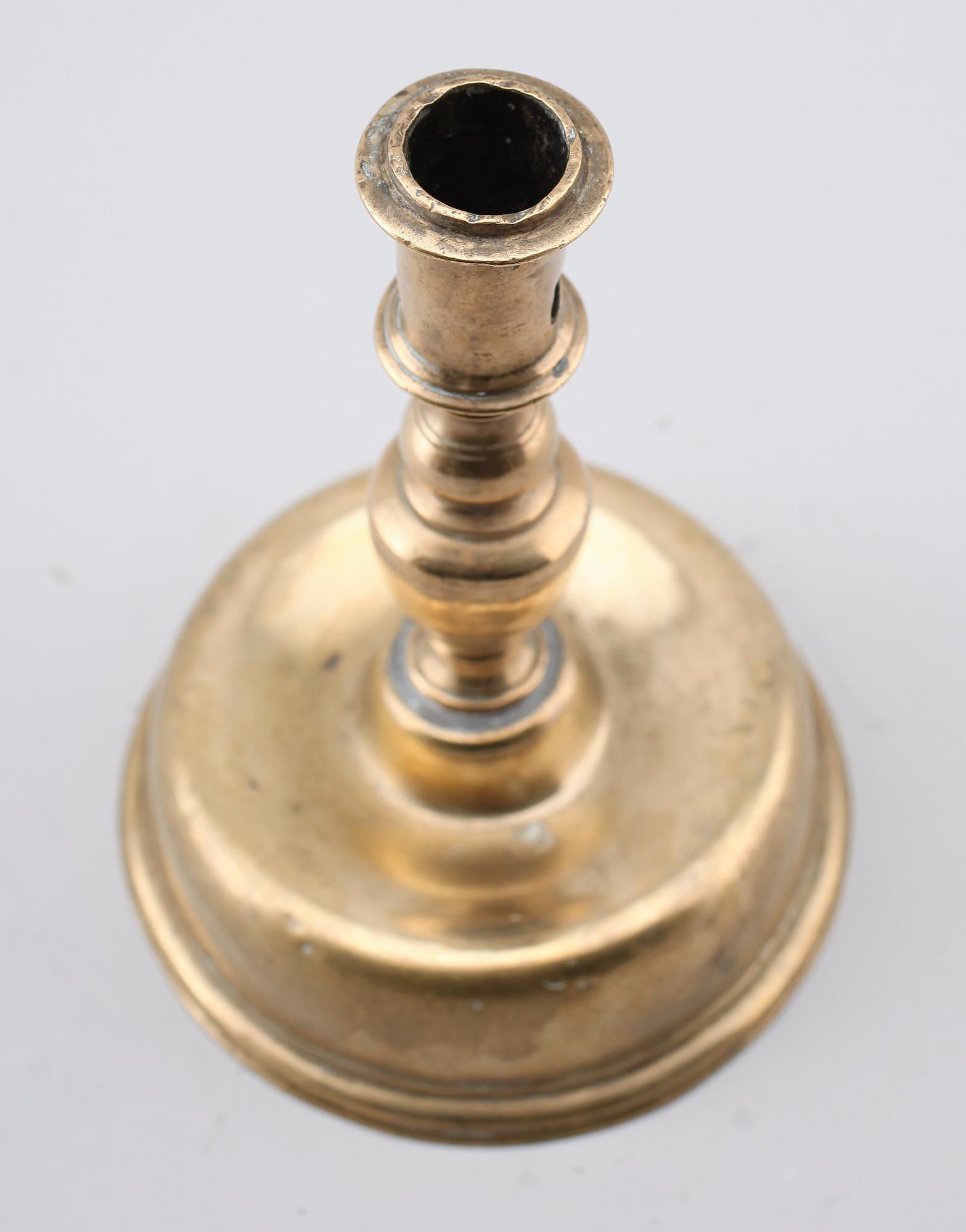 LJUSSTAKE, mässing, 1700-tal.