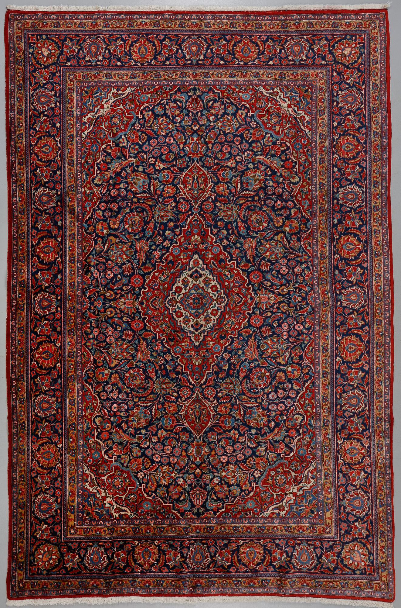 MATTA, Keshan, old/semiantik, 265x180 cm.