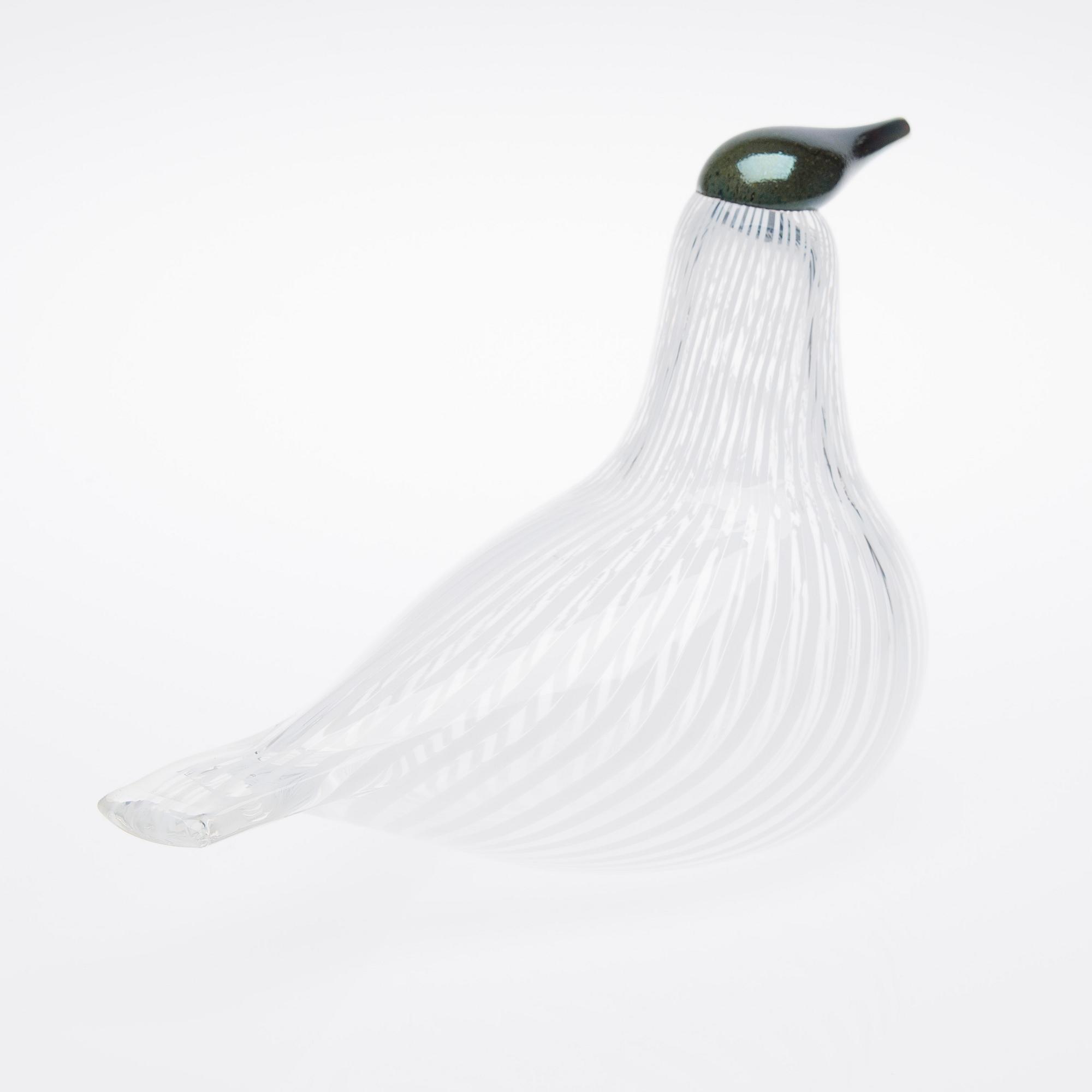 OIVA TOIKKA, FÅGEL, Suomen Sotka. Signerad  O.Toikka, Nuutajärvi 1992, 80/1992.