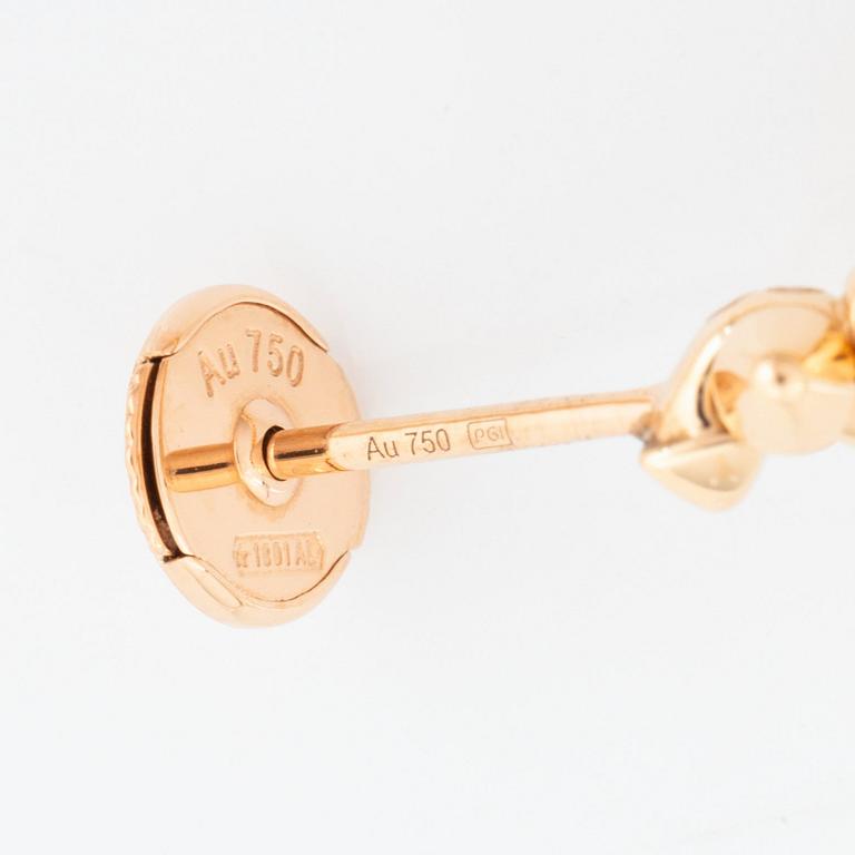 Cartier ett par örhängen "Clash de Cartier" 18K guld.