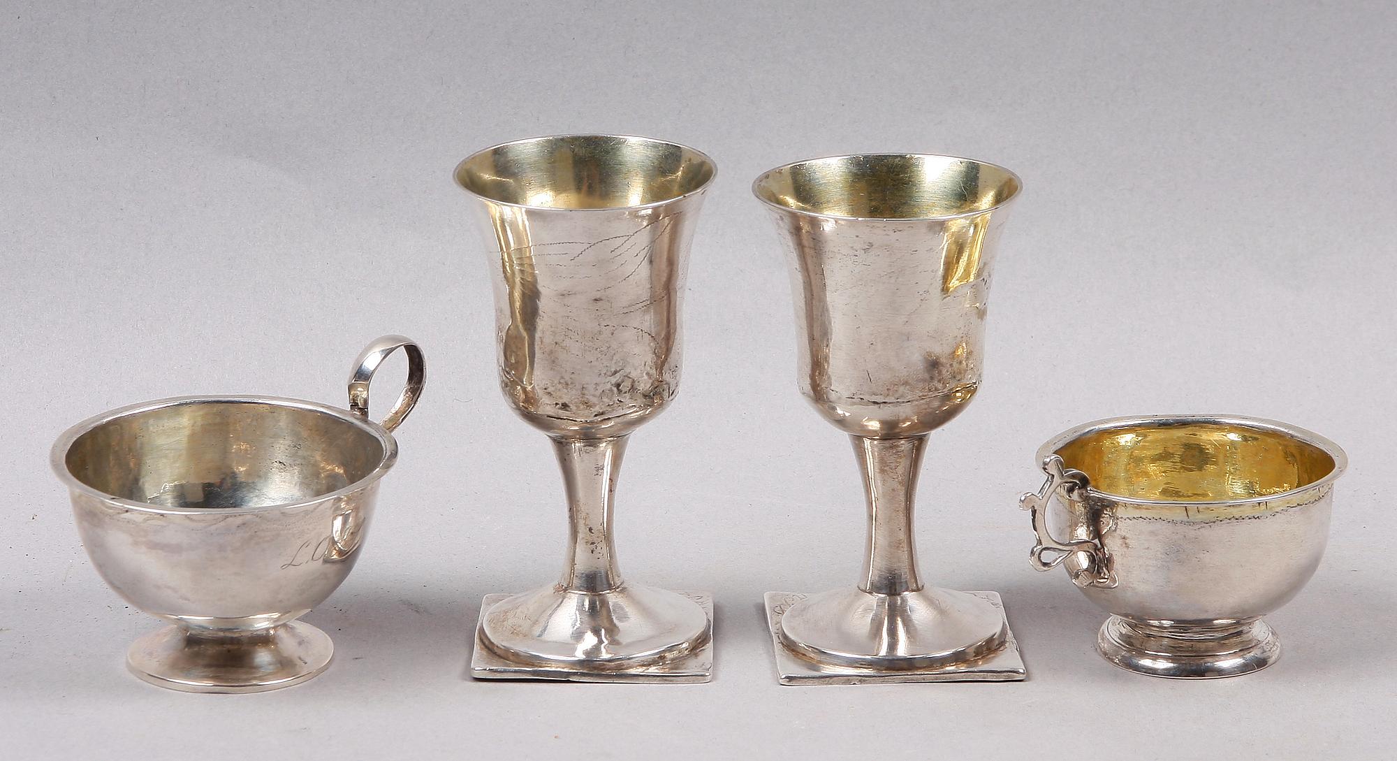 SUPKALKAR 2st SAMT SUPKOPPAR 2 st, silver. 1800-tal.