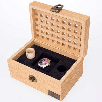 CORUM, Bubble Privateer, wrist watch, 45 mm.