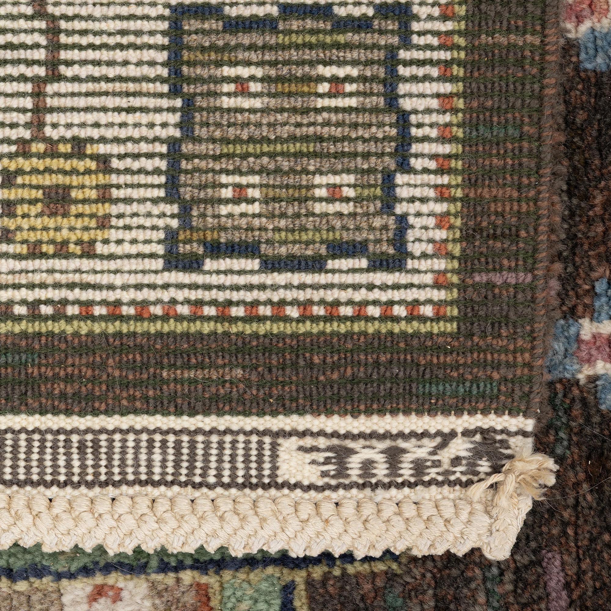 Märta Måås-Fjetterström, matta, "Örtagården", flossa, ca 313 x 205 cm, signerad AB MMF.
