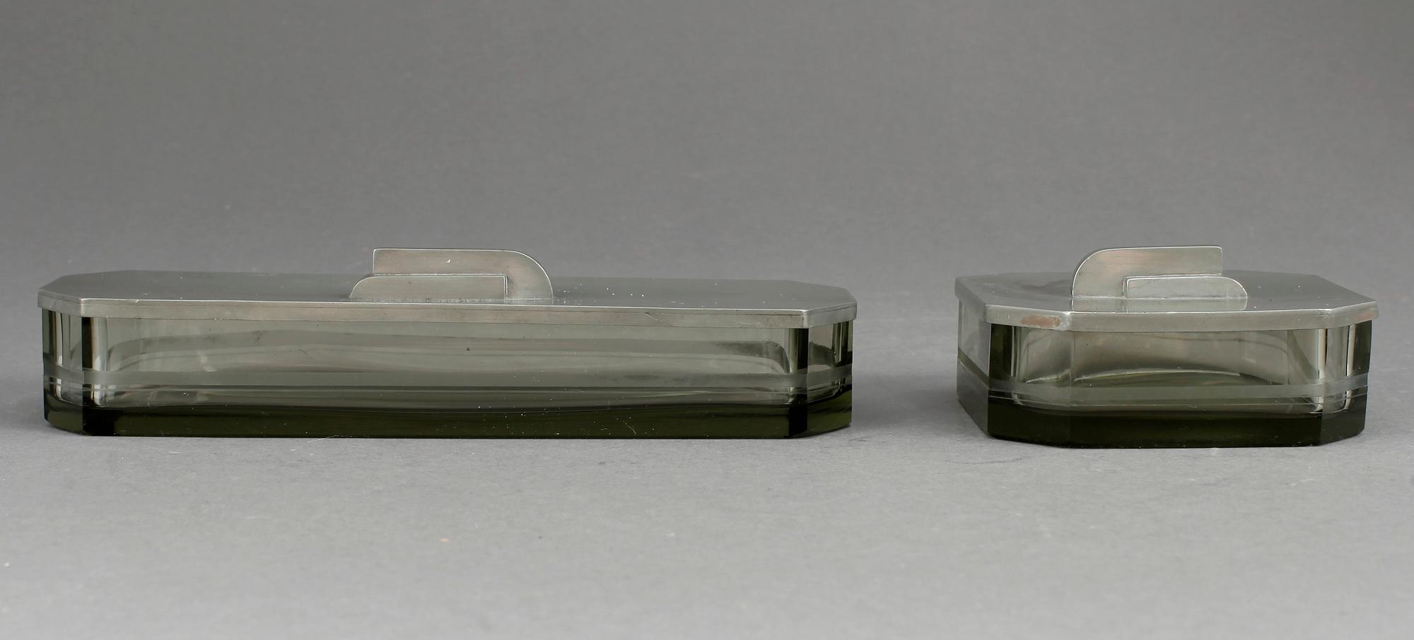 LOCKASKAR, 2 st, Elis Bergh, Kosta, art deco, 1935, signerade.