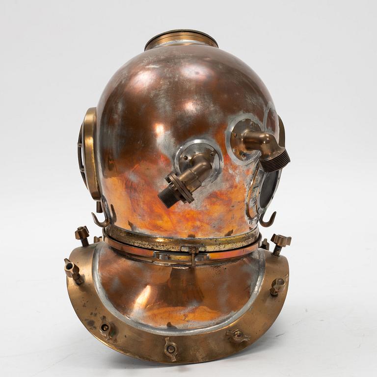 A 12-bolt diving helmet, Siebe Gorman, London, No 15013.