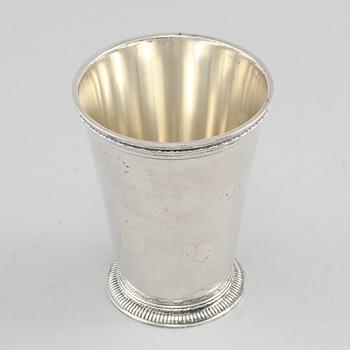 BÄGARE, silver, GAB, Stockholm, 1946. Vikt 270 g.