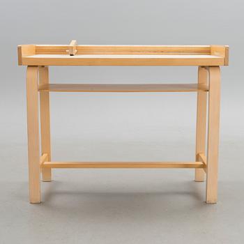 A mid 20th century pediatric exam table for Artek.