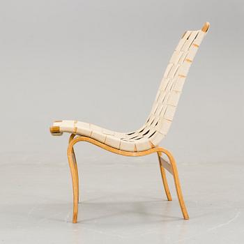 BRUNO MATHSSON, fåtölj "Eva", Brännmärkt och etikettmärkt, Karl Mathsson Värnamo.