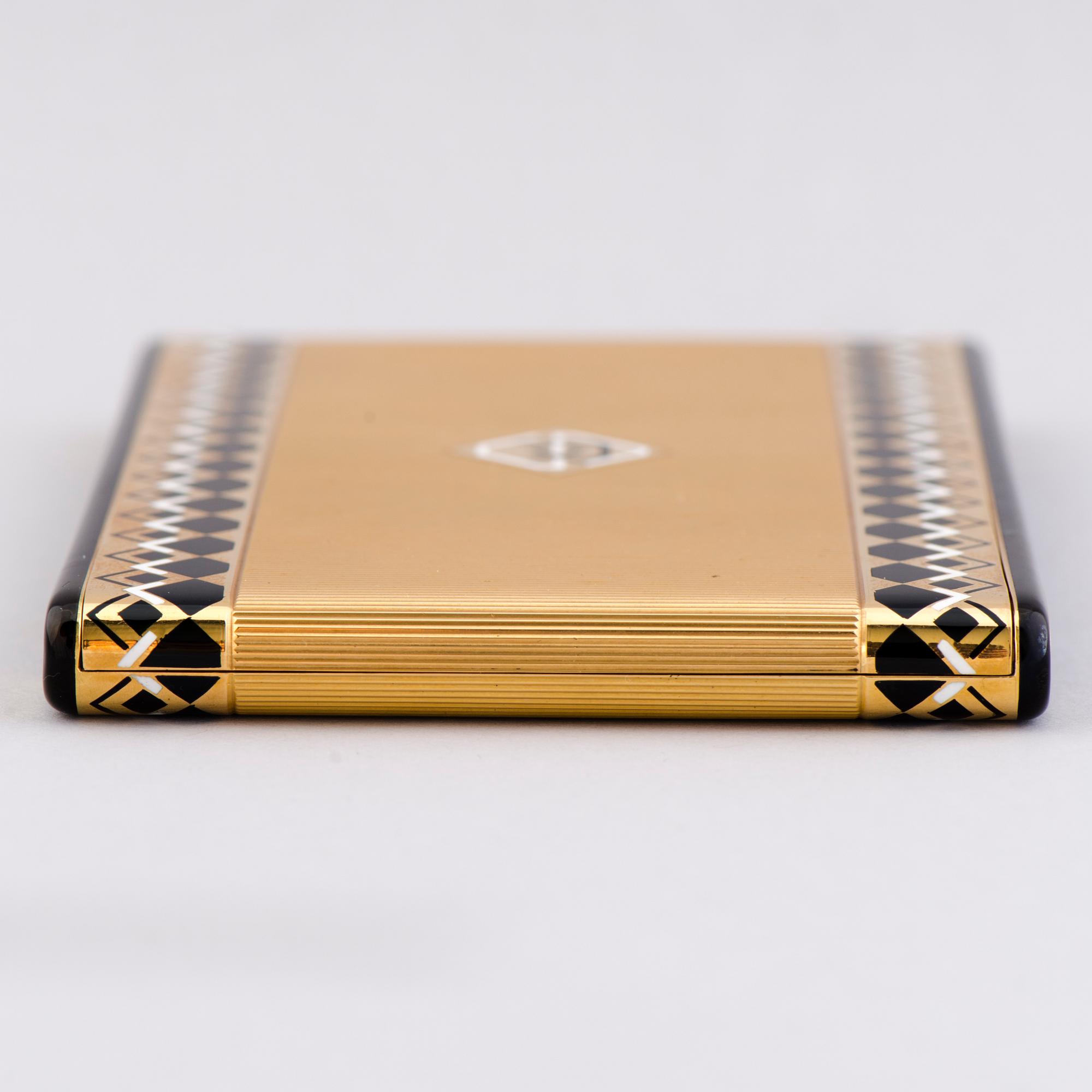 GIGARETTETUI, 18K guld, emalj. Lacloche Freres, Paris, Franrike 1930-tal.