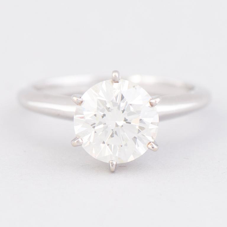 A RING, brilliant cut diamond, 14k white gold.