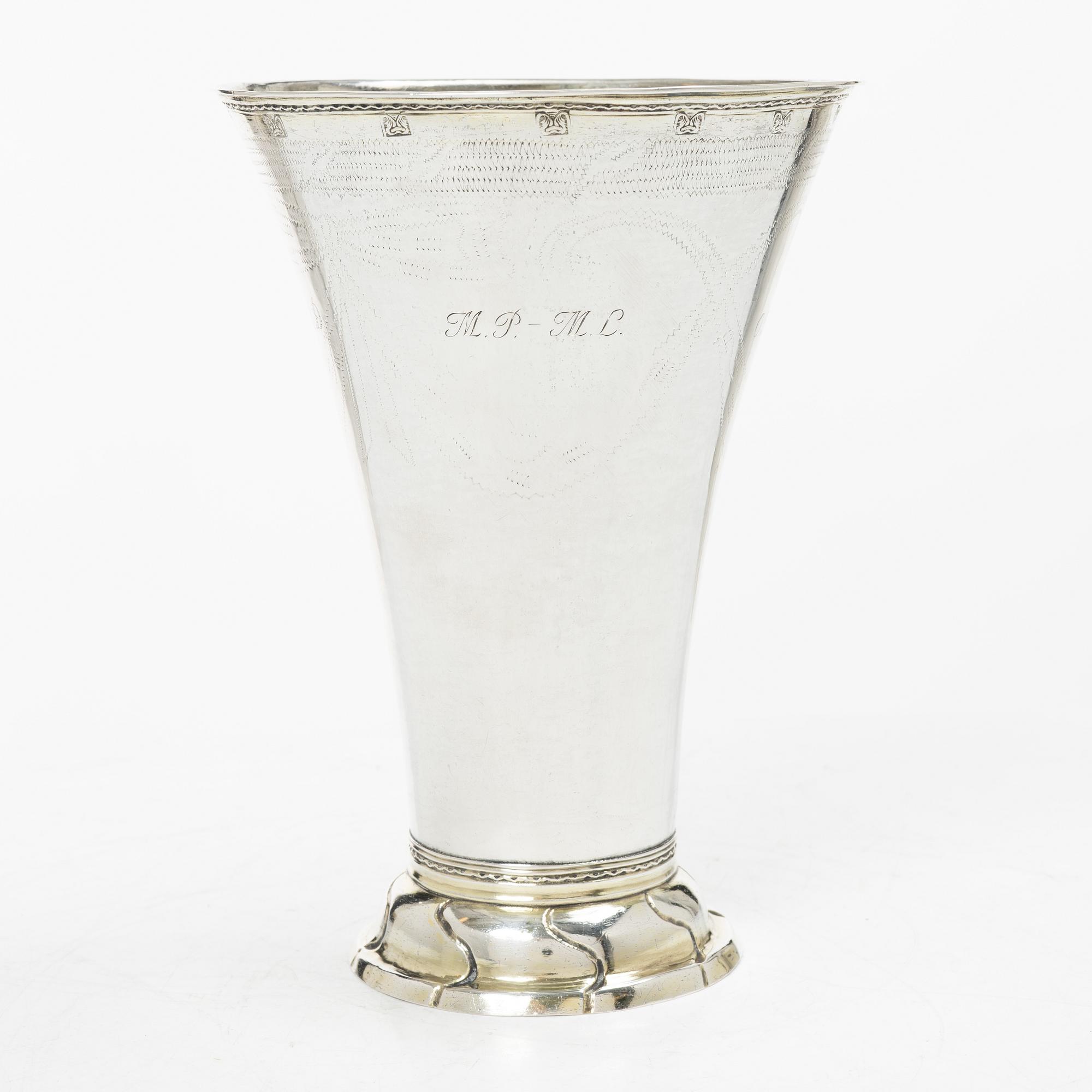 A Swedish 18th century parcel-gilt silver beaker, mark of Eric Ramstedt, Härnösand 1795.