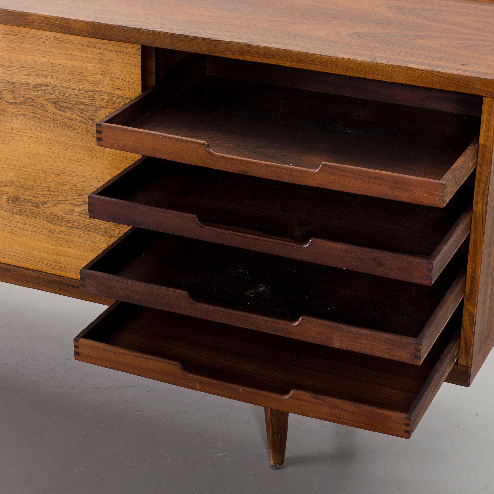 NIELS O. MØLLER, Sideboard, made in rosewood, made by J. L. Møller Models , Denmark, 1950/60s.