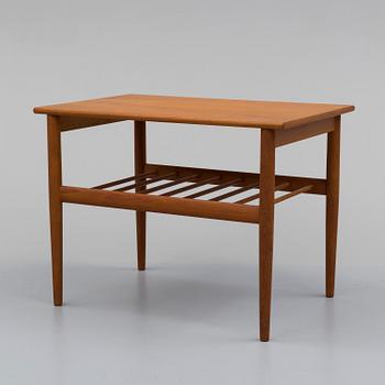 A circa 1960s coffee table by Yngvar Sandström for Seffle Möbelfabrik.