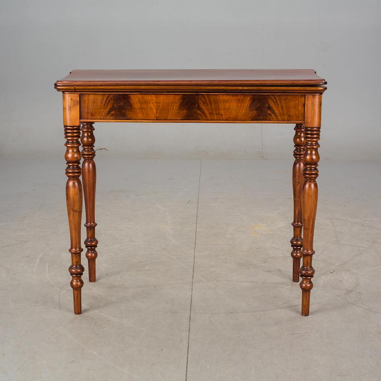 SPELBORD, senempire. 1800-talets mitt.