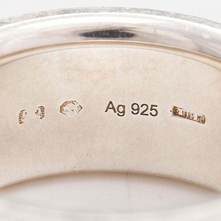 Gucci, A pair of earrings, bracelet, ring and necklace made of sterling silver. Marked Gucci, Made in Italy.