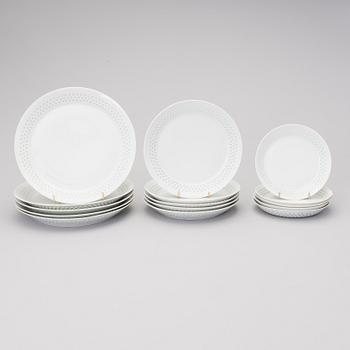 A 22-piece "Helmi" rice porcelain tableware set, Arabia 1969-1974.