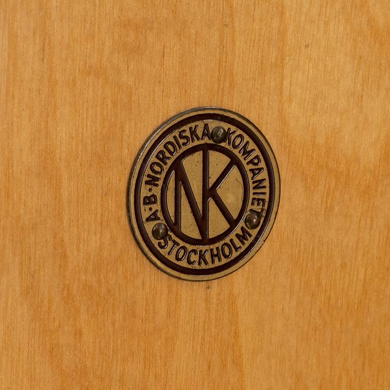 A model 'Ideal' birch bedside table, Nordiska Kompaniet, 1939.