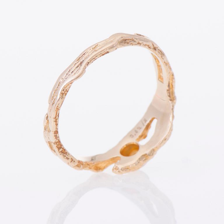 RING, "Diamantdamm" 18K guld, diamant 0,02 ct, Björn Weckström Lapponia 1973. Vikt 3,5 g.