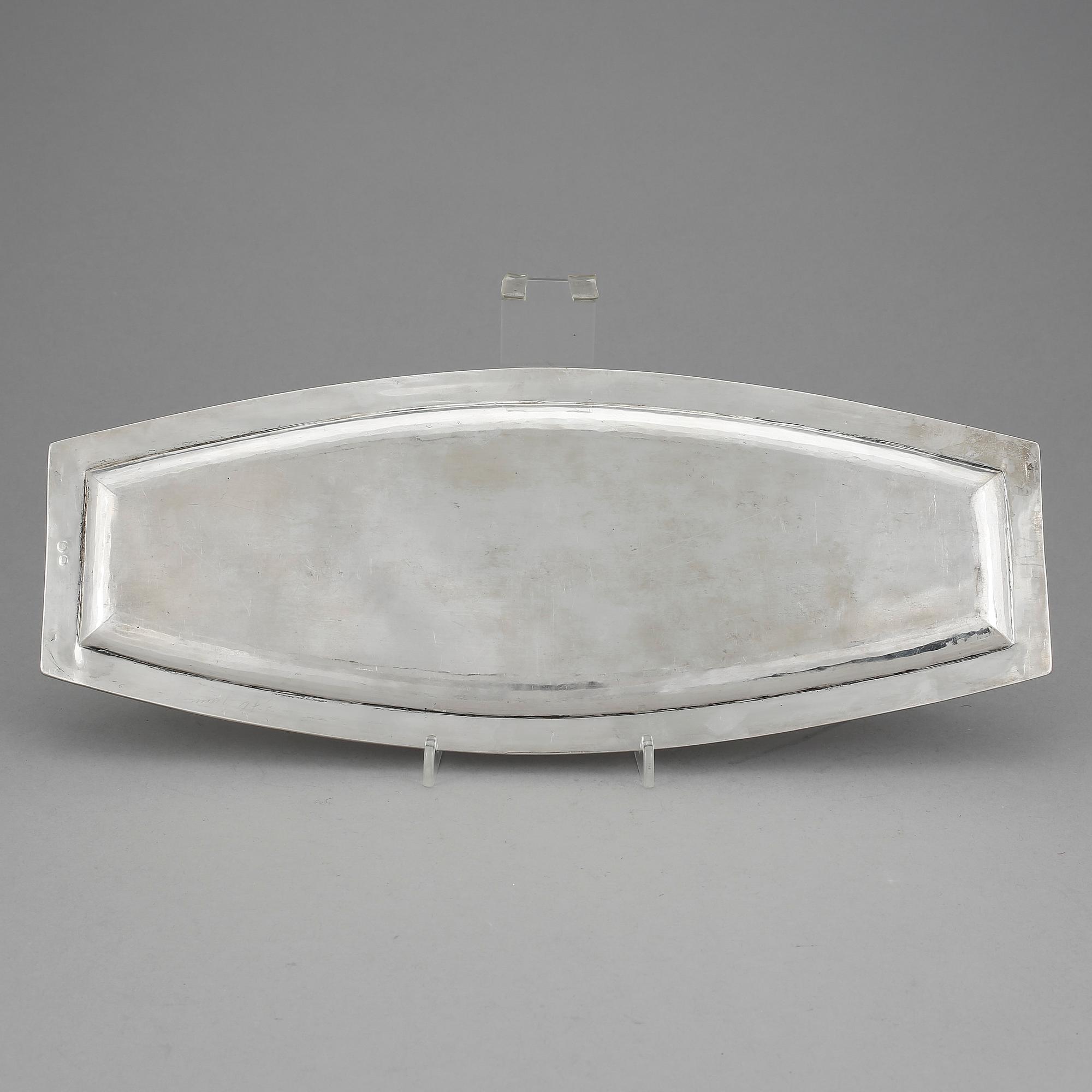 BRICKA, silver, Österrike-Ungern, troligen 1872-1922. Vikt ca 370 gram.