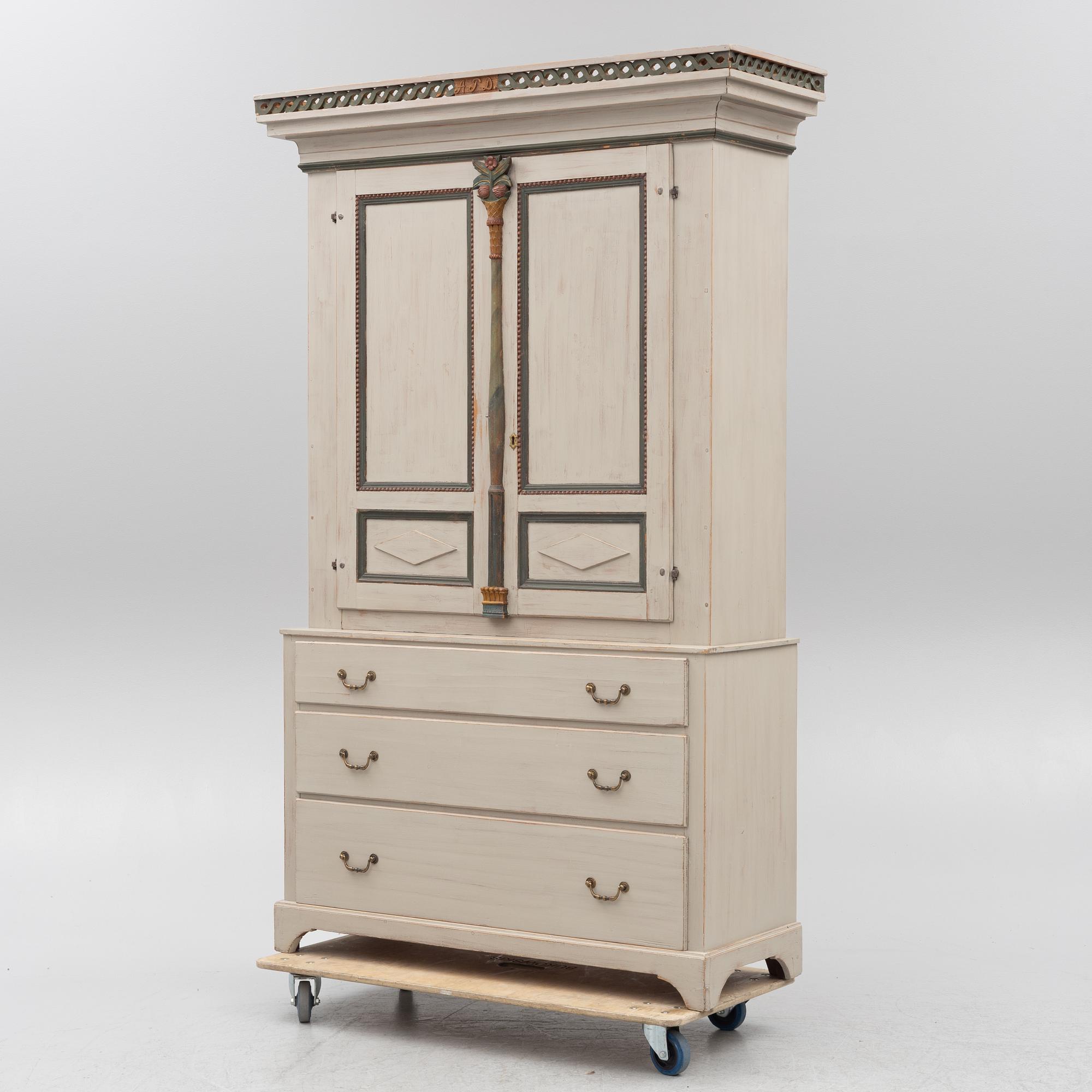 Cabinet, 19th century.