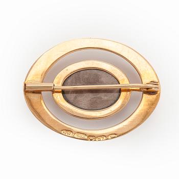 A 14K gold brooch with smoky quartz. Westerback Helsinki 1957.