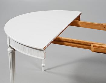 MATSALSGRUPP, 13 delar, gustaviansk stil, 1900-talets andra hälft.