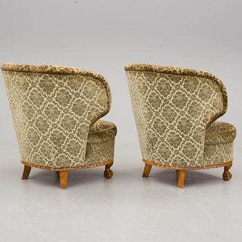 FÅTÖLJER, ett par, 1940-tal.