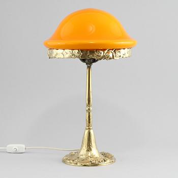 BORDSLAMPA, Herman Bergmans konstgjuteri, 1900-talets första hälft.