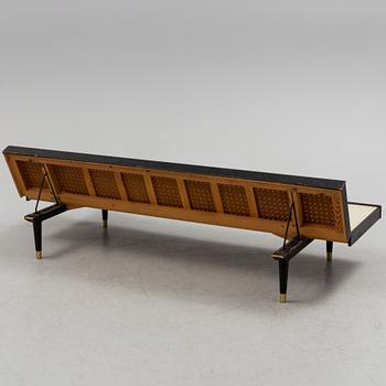 A mid 20th century daybed / sofa by Nordiska Kompaniet.