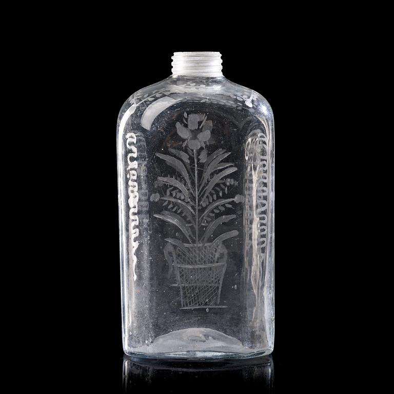 A etched glass bottle, presumably Skånska glasbruket, 1700-tal.