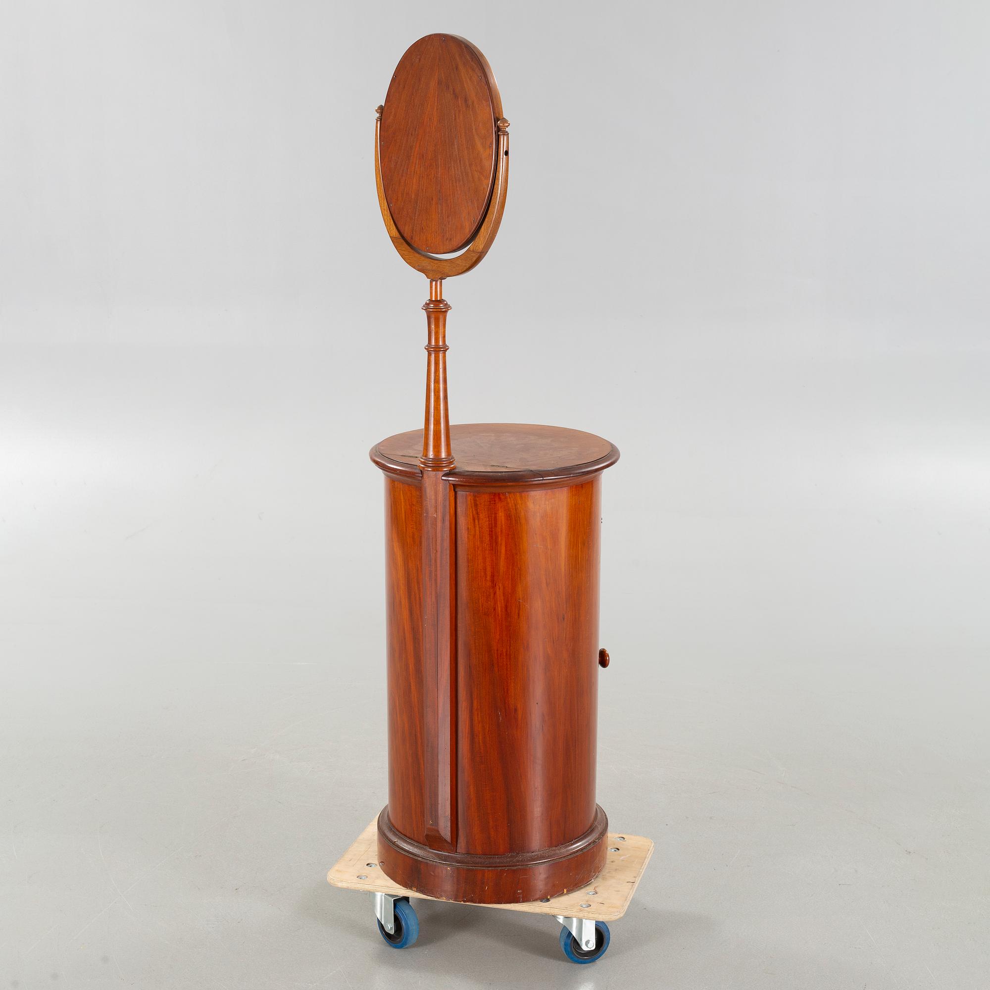 A shave stand from the second half of the 19th century.