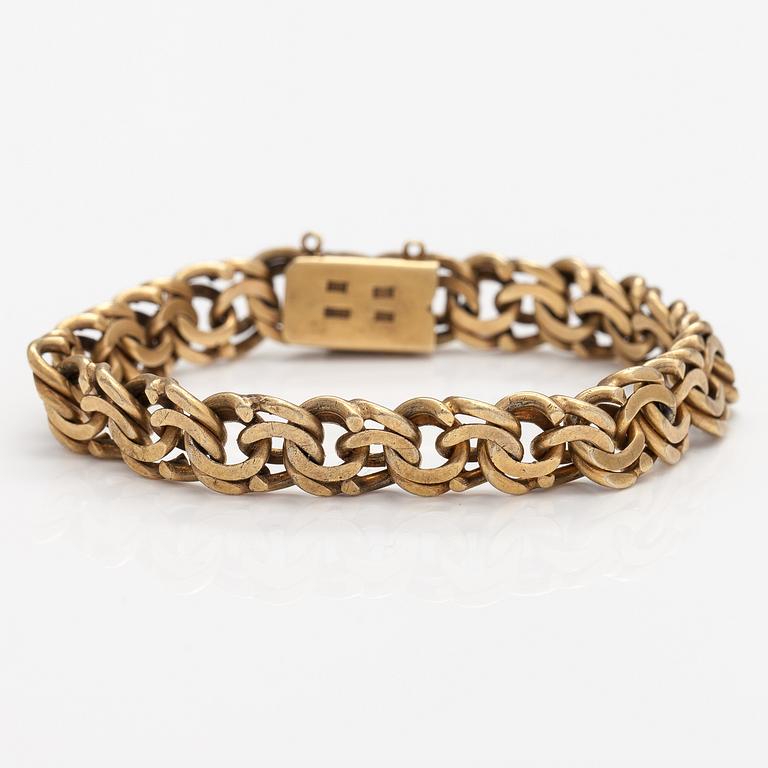 A gilded silver bracelet. A Tillander, Helsinki 1949.