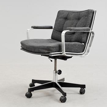 SKRIVBORDSSTOL, "Mondo", Karl Erik Ekselius, för JOC, Vetlanda, 1980-tal.