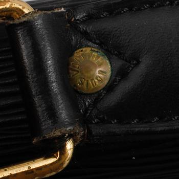 PORTFÖLJ, "Serviette conseiller ambassadeure Epi", Louis Vuitton.