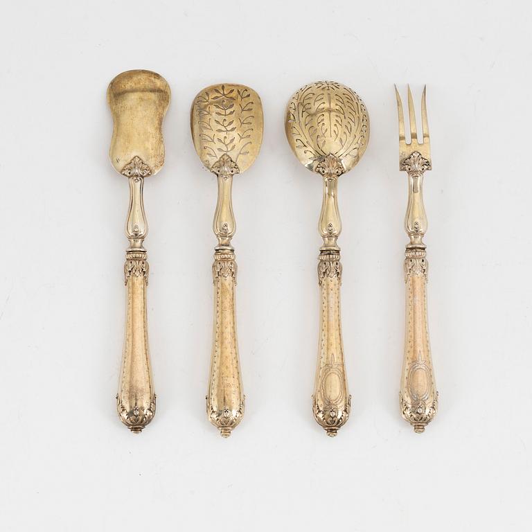 Emile Huignard, dessertbestick, 4 st, förgyllt silver, fransk exportstämpel, 1800-talets slut.