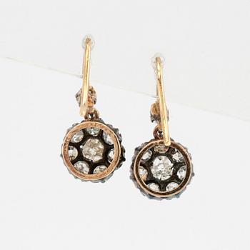 Earrings, a pair of 18K gold and silver set with old-cut diamonds, second half of the 19th century.