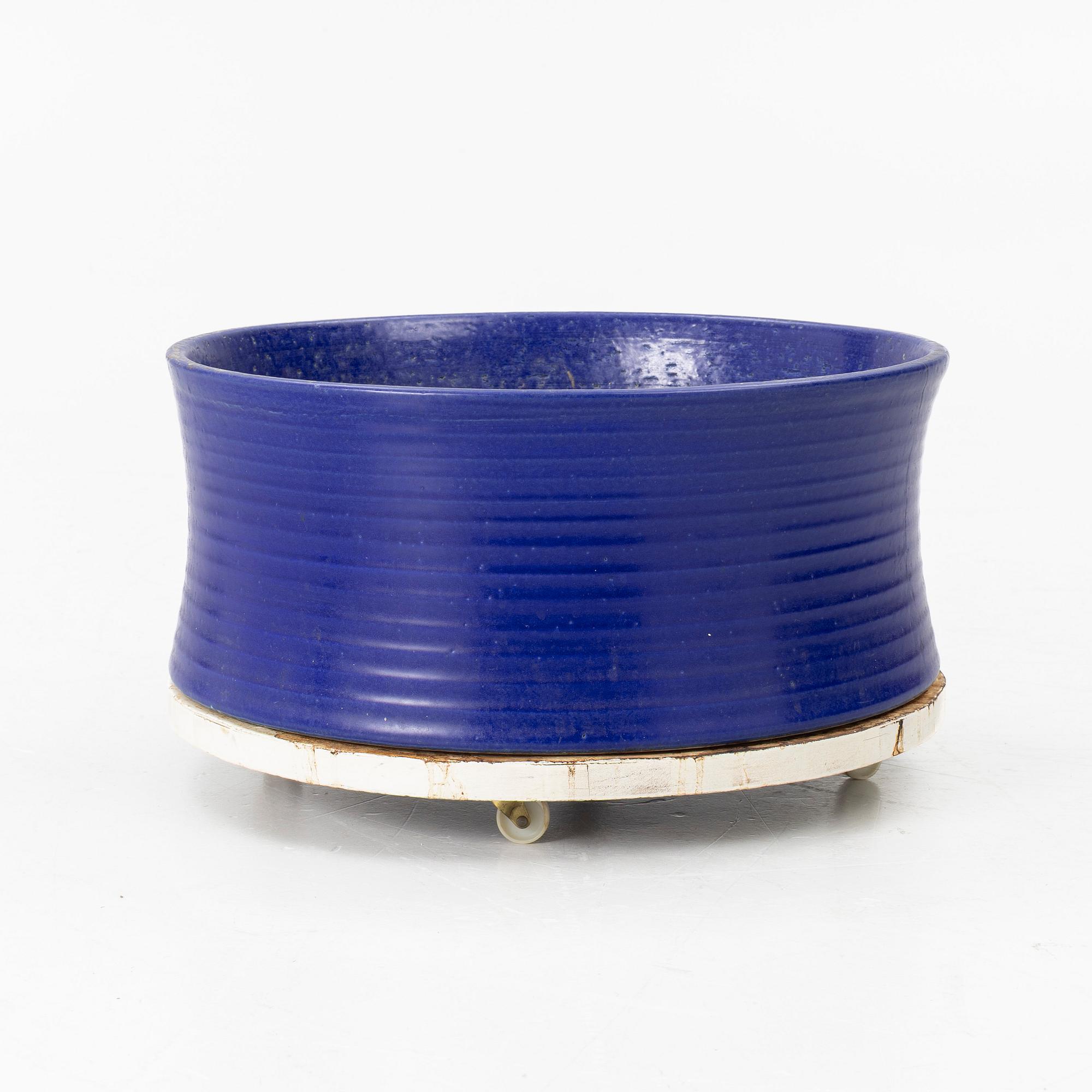 Lisa Larson, Outer pot, stoneware, Gustavsberg.
