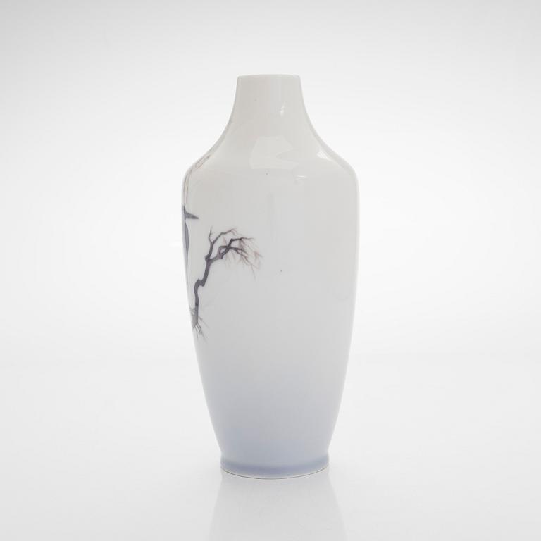 Royal Copenhagen, maljakko, posliinia, Royal Copenhagen, 1900-luvun alkupuoli.